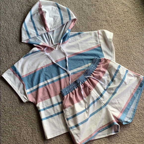 Striped Hoodie Set - Picture 2 of 6